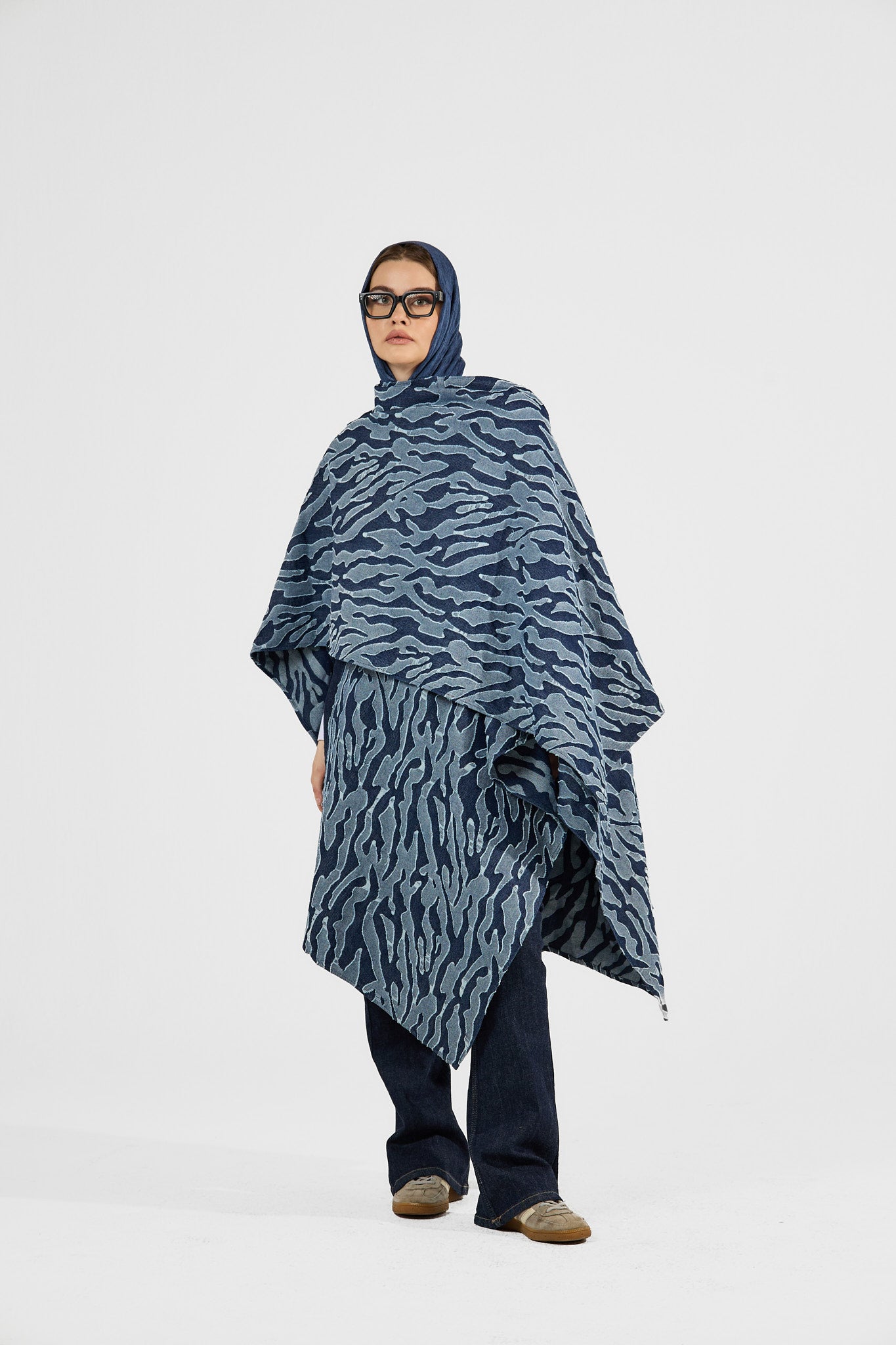 Waves Poncho