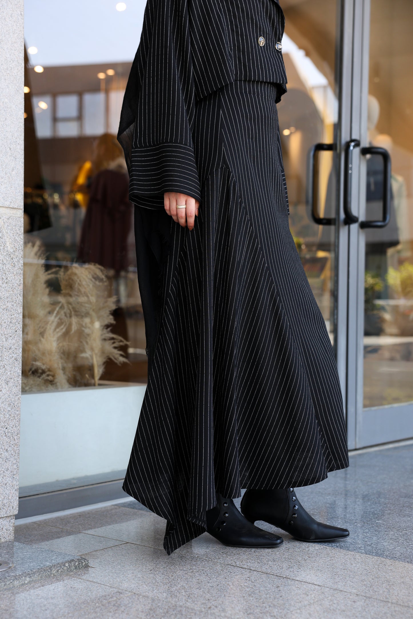 Noir Skirt