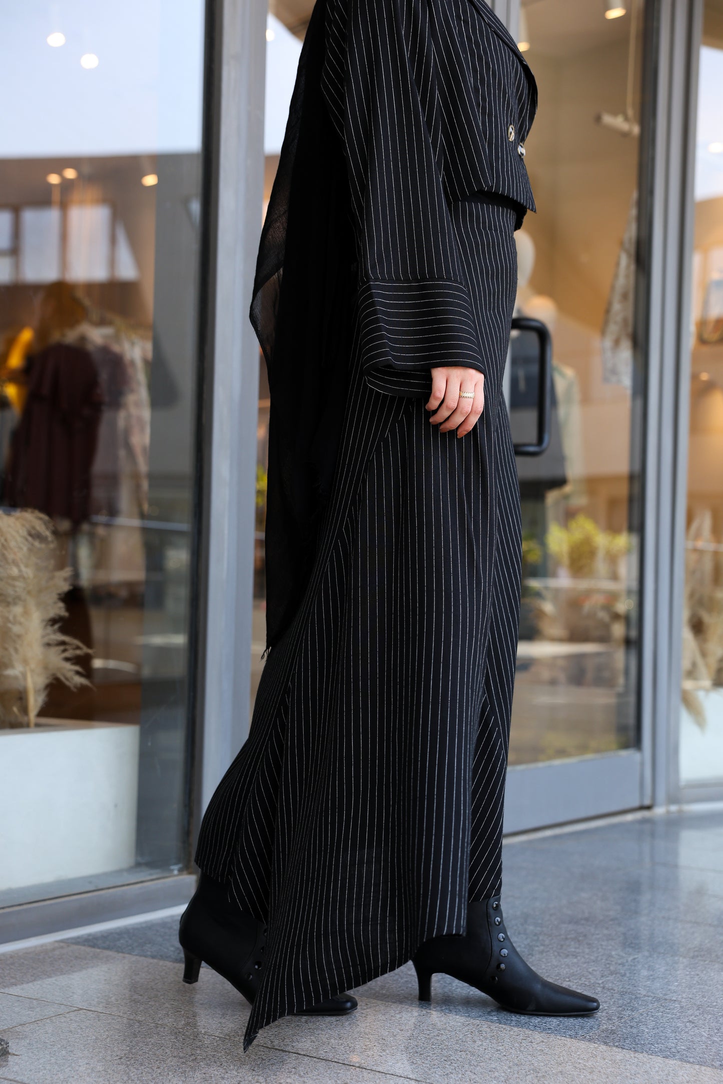 Noir Skirt