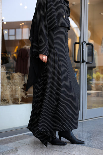 Noir Skirt